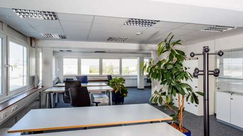 Foto - Büro in Schwieberdingen 1.595,00 € 225 m²