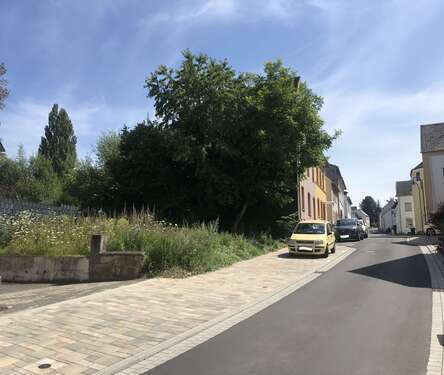 Foto - Grundstück zu verkaufen in Höhr-Grenzhausen 93.000,00 € 250 m²