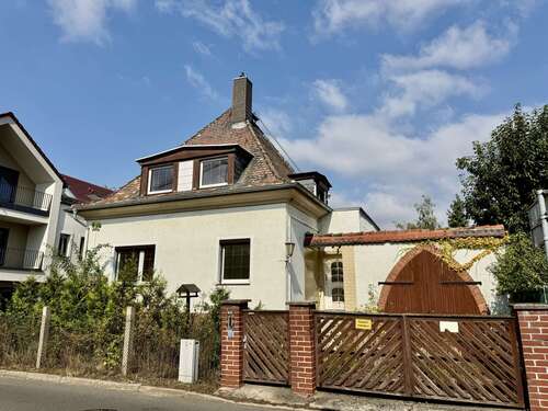 Foto - Haus zum Kaufen in Markkleeberg 480.000,00 € 160 m²