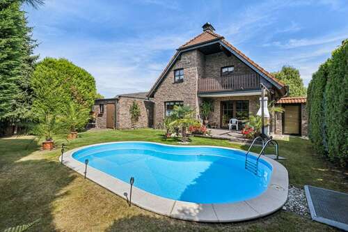 Foto - Haus zum Kaufen in Moers 184.000,00 € 120.53 m²