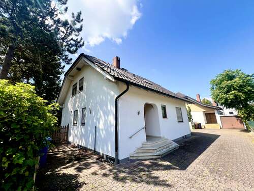 Foto - Haus zum Kaufen in Rüsselsheim am Main 635.000,00 € 224 m²