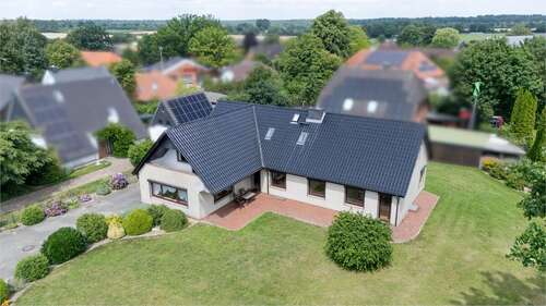 Foto - Haus zum Kaufen in Dassendorf 860.000,00 € 279 m²