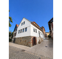 Haus zum Mieten in Hofheim 2.200,00 € 127 m²