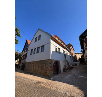 Haus zum Mieten in Hofheim 2.200,00 € 127 m²