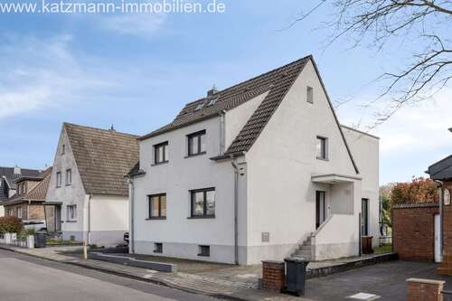 Foto - Haus zum Kaufen in Erftstadt 589.000,00 € 157.6 m²