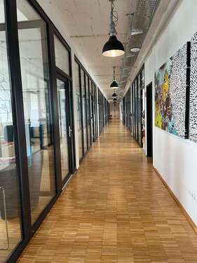 Foto - Büro in Oberursel 7.200,00 € 618 m²