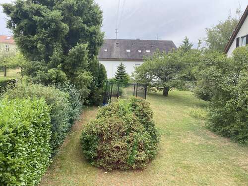 Foto - Wohnung zum Mieten in Esslingen am Neckar 400,00 € 35 m²