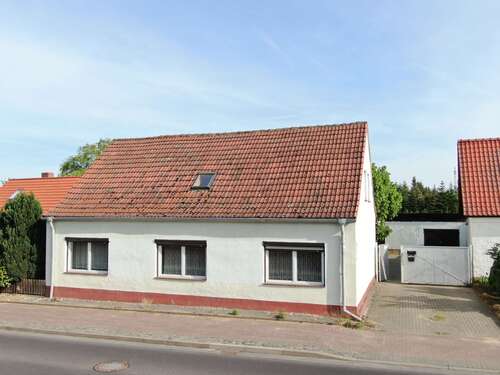 Foto - Haus zum Kaufen in Jävenitz 89.000,00 € 165 m²