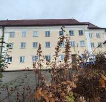 Haus zum Kaufen in Gars am Inn 1.180.000,00 € 440 m²