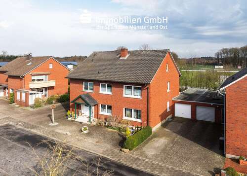 Foto - Haus zum Kaufen in Sassenberg 265.000,00 € 194 m²