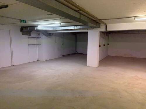 Foto - Halle in Friedrichshafen 970,00 € 150 m²