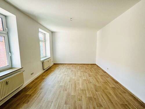 Foto - Wohnung zum Mieten in Dessau 570,00 € 94.93 m²