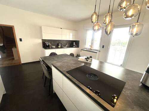 Foto - Haus zum Kaufen in Böhl-Iggelheim 545.000,00 € 295 m²