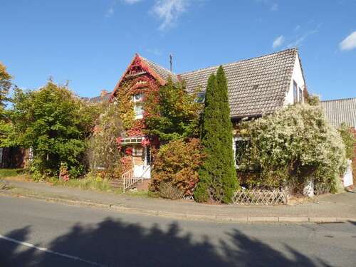 Foto - Haus zum Mieten in Klötze 985,00 € 278 m²