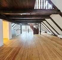 Büro in Hamburg 3.803,00 € 281.7 m²