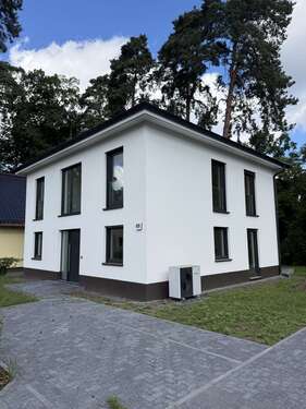 Foto - Haus zum Kaufen in Blankenfelde-Mahlow 850.000,00 € 153 m²