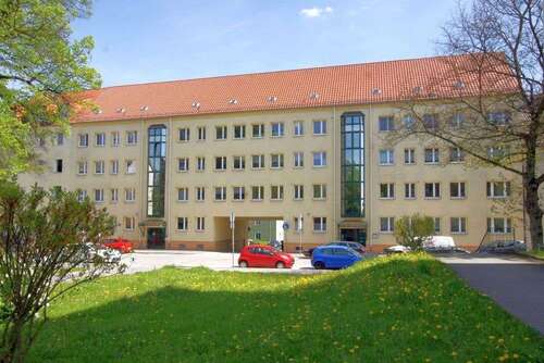 Foto - Wohnung zum Mieten in Plauen 306,23 € 56.92 m²