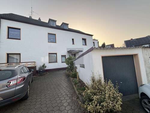 Foto - Haus zum Kaufen in Bochum 639.000,00 € 330 m²