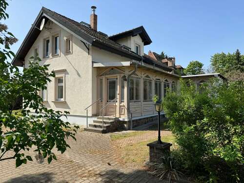 Foto - Haus zum Kaufen in Radebeul 620.000,00 € 160 m²