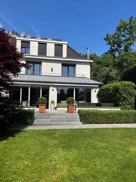 Foto - Wohnung zum Mieten in Düsseldorf 6.900,00 € 300 m²