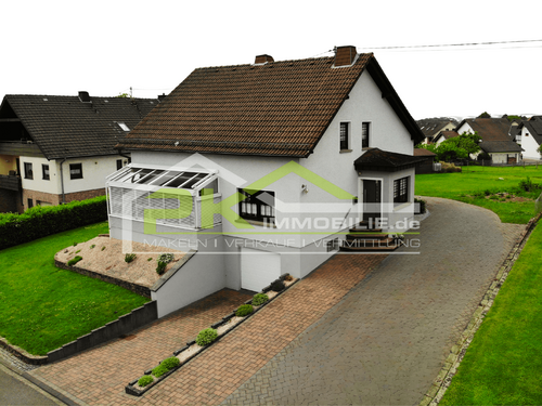 Foto - Haus zum Kaufen in Neustadt (Wied) 389.000,00 € 164 m²