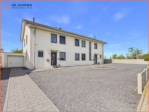Foto - Haus zum Kaufen in Gangelt-Breberen 549.000,00 € 270 m²
