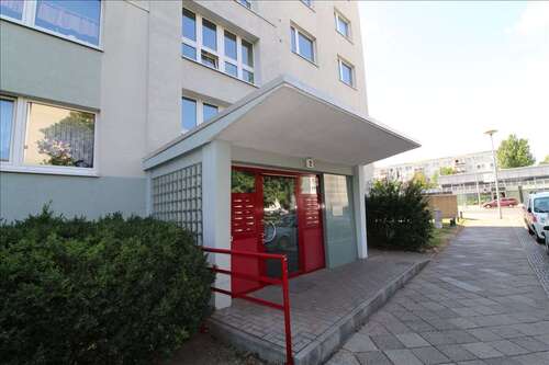 Foto - Wohnung zum Mieten in Magdeburg 545,14 € 62.66 m²