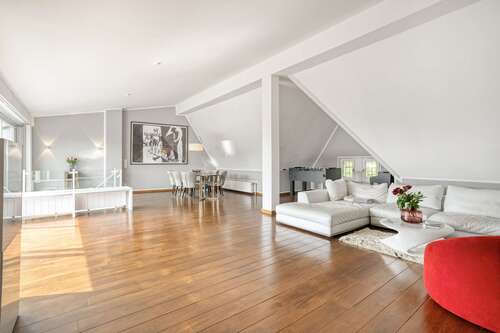 Foto - Wohnung zum Kaufen in Düsseldorf 1.490.000,00 € 168 m²