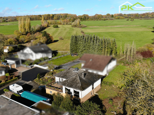 Foto - Haus zum Kaufen in Elsoff 263.000,00 € 150 m²