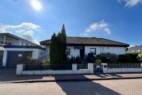 Foto - Haus zum Kaufen in Geestland 329.000,00 € 178.56 m²