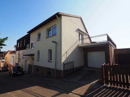 Foto - Haus zum Kaufen in Zweibrücken 150.000,00 € 106 m²