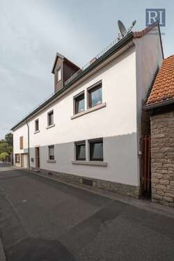 Foto - Haus zum Kaufen in Segnitz 279.000,00 € 121 m²