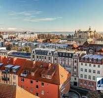 Wohnung zum Kaufen in Schwerin 240.000,00 € 150.94 m²