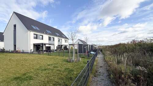 Foto - Haus zum Mieten in Rüdersdorf 1.527,00 € 146 m²