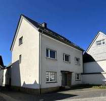 Haus zum Kaufen in Brilon 235.000,00 € 199 m²