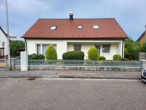 Foto - Haus zum Kaufen in Bretzfeld 358.000,00 € 158 m²