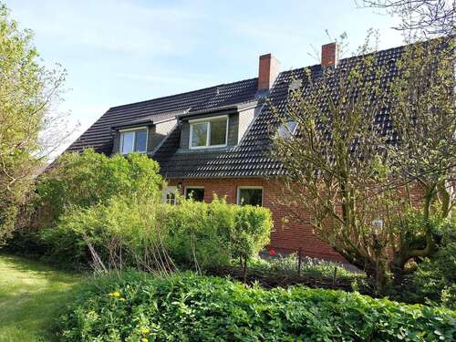 Foto - Haus zum Kaufen in Oldenswort 460.000,00 € 235 m²