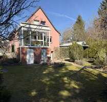 Haus zum Kaufen in Berlin-Hellersdorf 598.000,00 € 100 m²