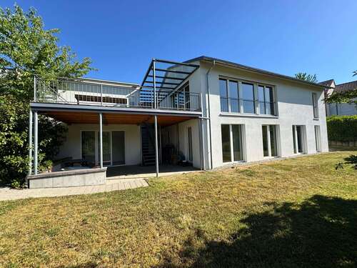 Foto - Haus zum Mieten in Langenau 2.150,00 € 160 m²