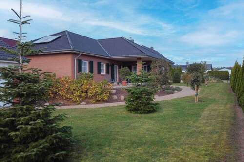 Foto - Haus zum Kaufen in Röbel (Müritz) 499.000,00 € 150 m²