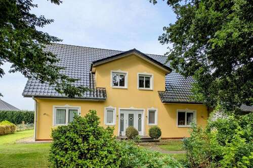 Foto - Haus zum Kaufen in Armstorf 399.000,00 € 244.11 m²