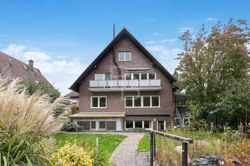 Foto - Haus zum Kaufen in Bergheim 759.000,00 € 385 m²