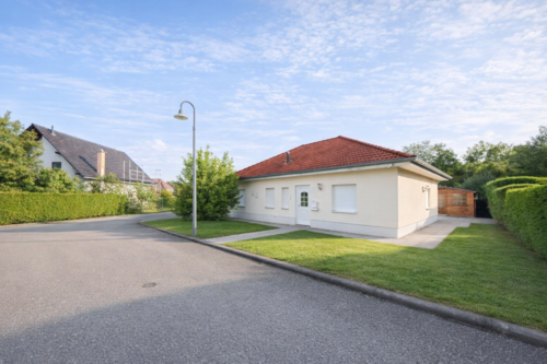 Foto - Haus zum Kaufen in Naumburg 280.000,00 € 95 m²