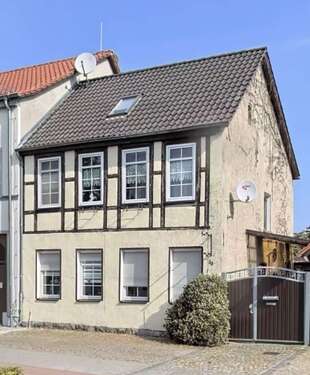 Foto - Haus zum Kaufen in Klötze 105.000,00 € 190 m²