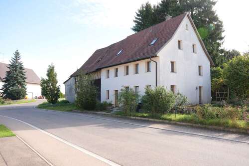 Foto - Haus zum Kaufen in Wald 329.000,00 € 197 m²