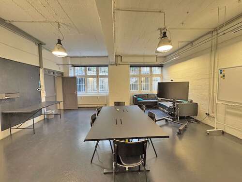 Foto - Büro in München 1.969,00 € 89.5 m²