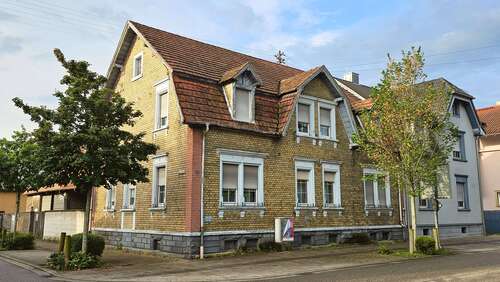 Foto - Haus zum Kaufen in Graben-Neudorf 495.000,00 € 199 m²
