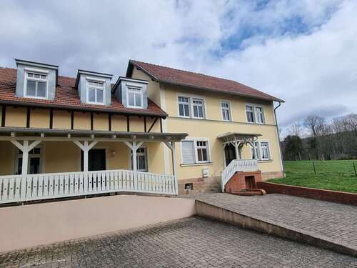 Foto - Haus zum Kaufen in Rödental 449.000,00 € 320 m²