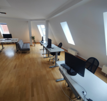 Büro in München 390,00 € 4 m² - 390,00&nbsp;EUR Kaltmiete, ca.&nbsp; 4,00&nbsp;m&sup2; in München (PLZ: 81667)
