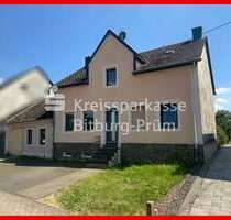 Haus zum Kaufen in Arzfeld 180.000,00 € 117 m²